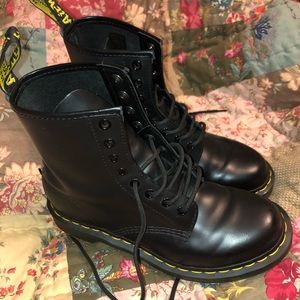 Doc Martens Air Ware Black Boots
